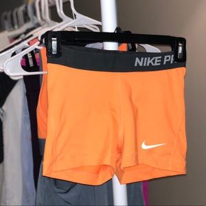 S - Nike Pro Spandex Athletic Short